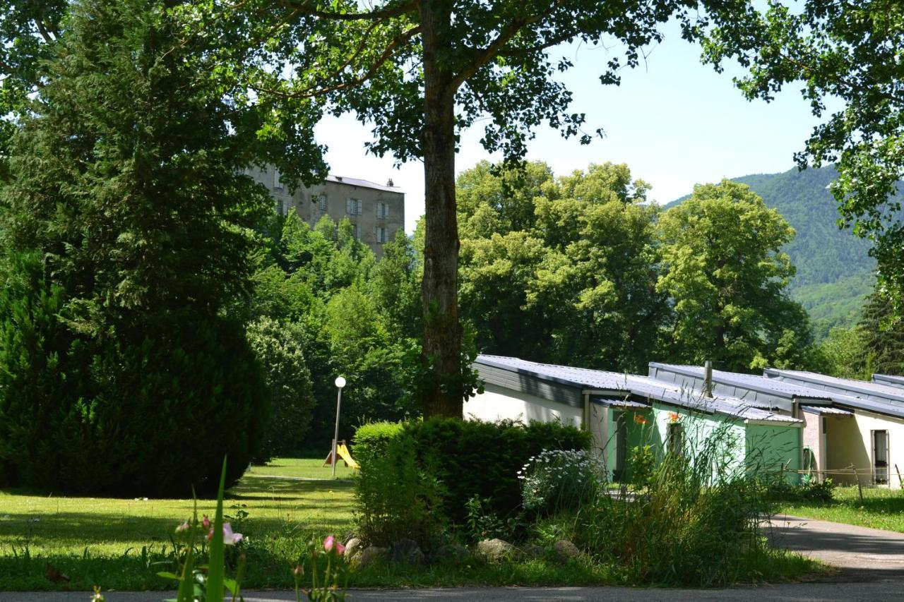 Les gîtes de Beille Les Cabannes  Extérieur photo
