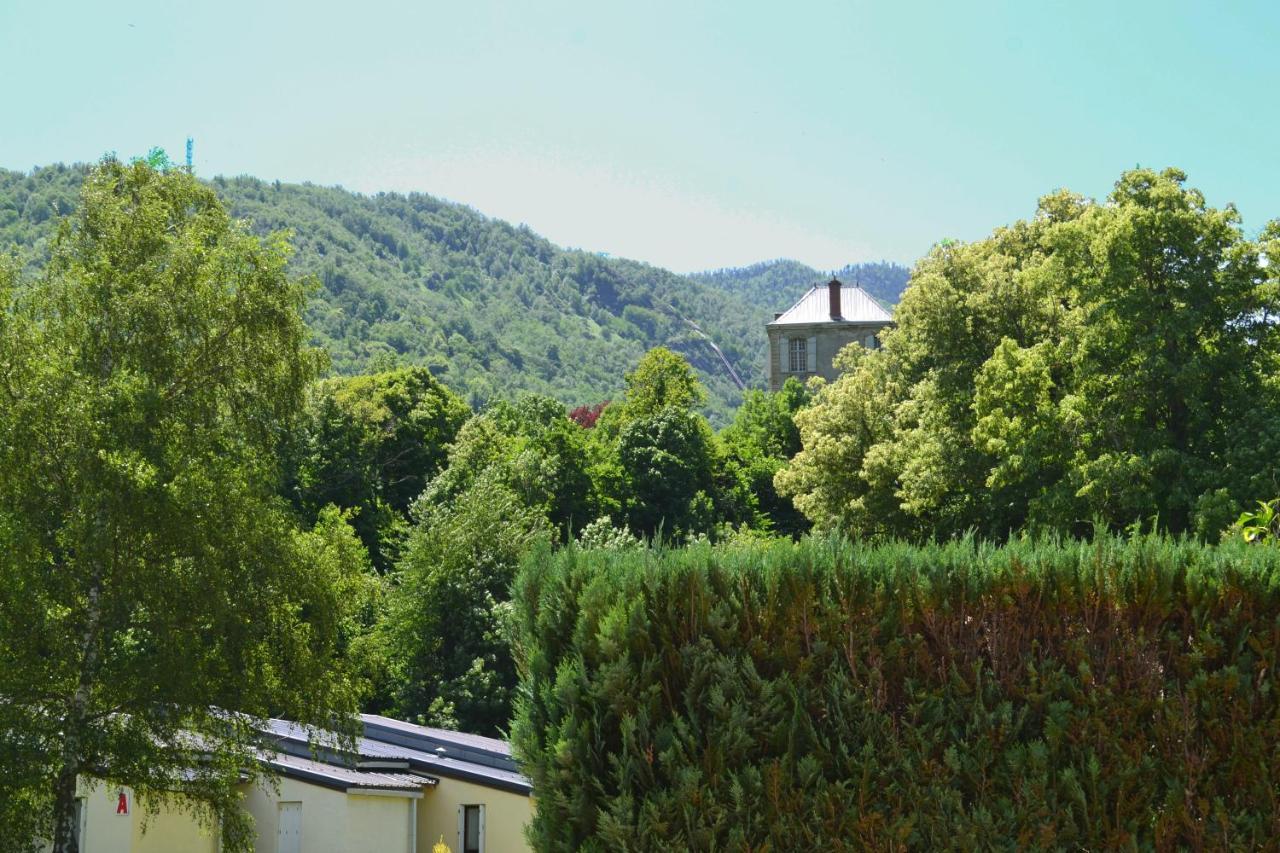 Les gîtes de Beille Les Cabannes  Extérieur photo