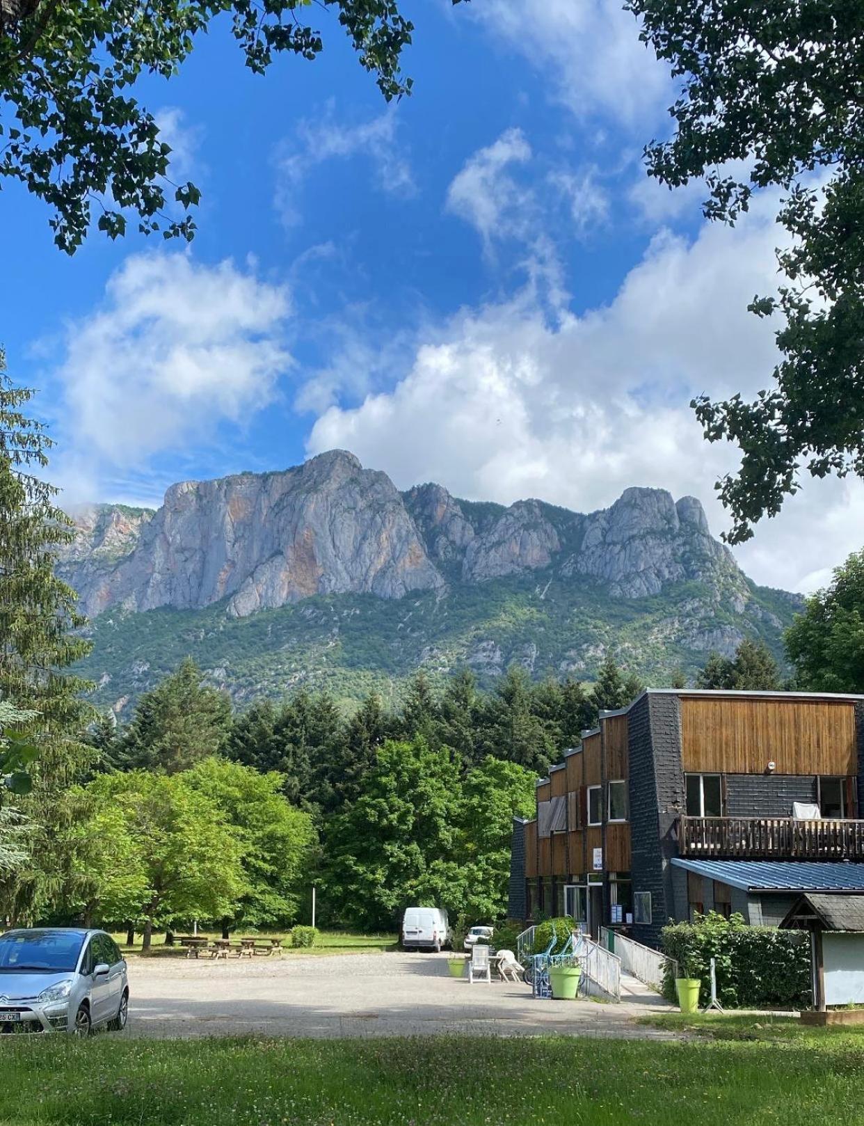 Les gîtes de Beille Les Cabannes  Extérieur photo