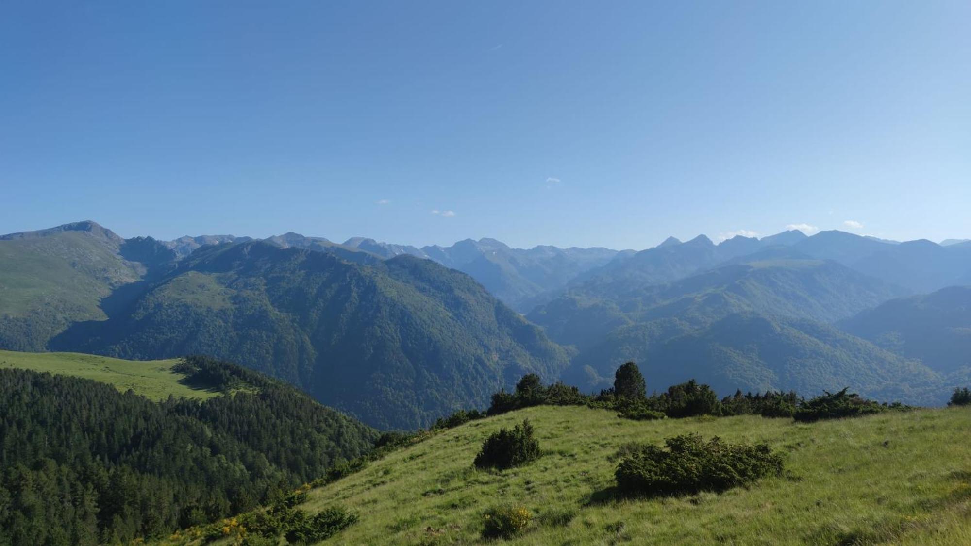 Les gîtes de Beille Les Cabannes  Extérieur photo
